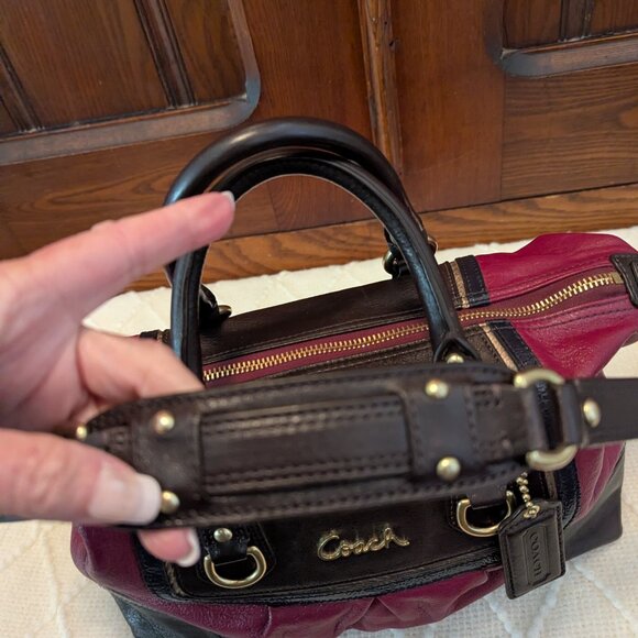 Coach Ashley Spectator Shoulder Bag , Very good used Condition - Picture 10 of 12